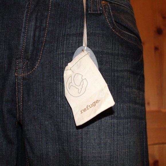 Refuge Ultra Low Rise Skinny  Boot Cut Denim Long Inseam Size 13 NWT - Picture 3 of 15